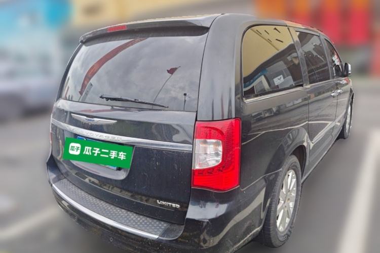 Used Chrysler Grand Voyager 2013 3.6L Luxury Edition Rear Right 45 Deg