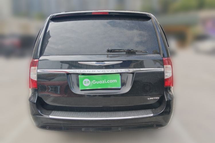 Used Chrysler Grand Voyager 2013 3.6L Luxury Edition Rear