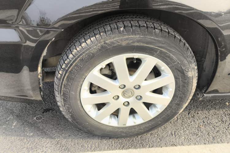 Used Chrysler Grand Voyager 2013 3.6L Luxury Edition Right Rear Wheel Hub