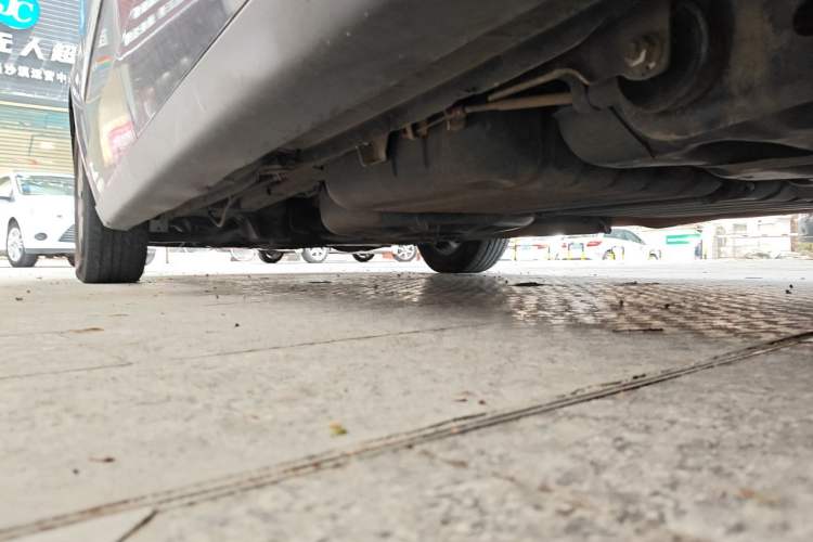 Used Chrysler Grand Voyager 2013 3.6L Luxury Edition Chassis Rear Left
