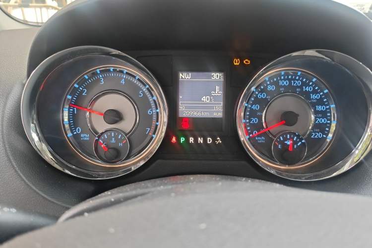 Used Chrysler Grand Voyager 2013 3.6L Luxury Edition Odometer Close Up