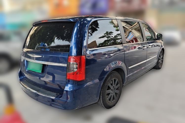 Used Chrysler Grand Voyager 2013 3.6L Luxury Edition Rear Right 45 Deg