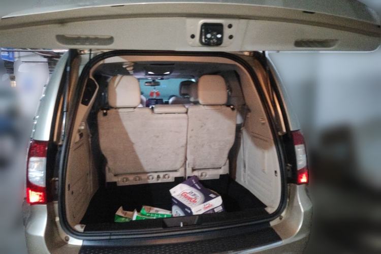 Used Chrysler Grand Voyager 2013 3.6L Luxury Edition Trunk