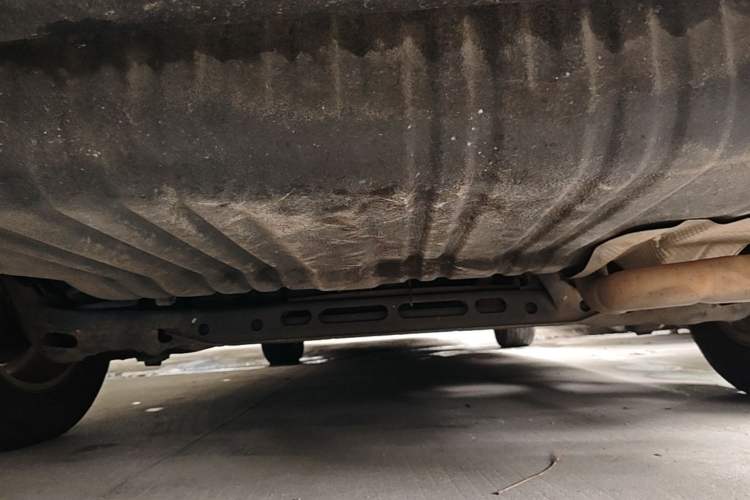 Used Chrysler Grand Voyager 2013 3.6L Luxury Edition Chassis Rear
