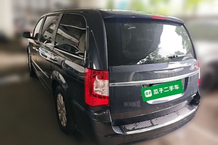 Used Chrysler Grand Voyager 2013 3.6L Luxury Edition Rear Left 45 Deg
