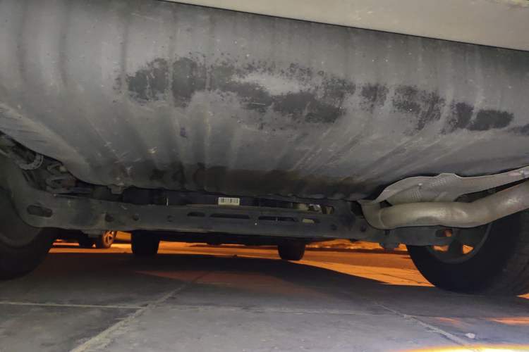 Used Chrysler Grand Voyager 2013 3.6L Luxury Edition Chassis Rear