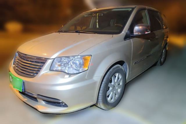Used Chrysler Grand Voyager 2013 3.6L Luxury Edition