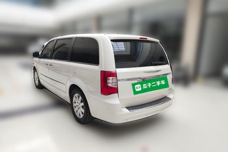 Used Chrysler Grand Voyager 2013 3.6L Luxury Edition Rear Left 45 Deg
