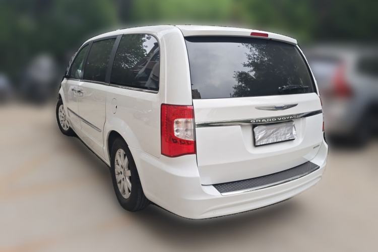 Used Chrysler Grand Voyager 2013 3.6L Luxury Edition Rear Left 45 Deg