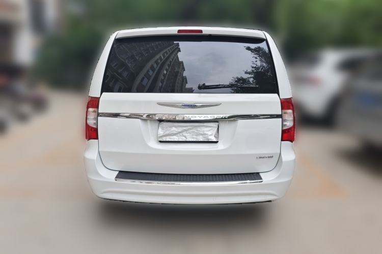 Used Chrysler Grand Voyager 2013 3.6L Luxury Edition Rear