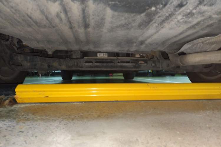 Used Chrysler Grand Voyager 2014 3.6L Comfort Edition Chassis Rear