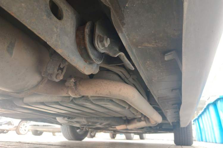 Used Chrysler Grand Voyager 2014 3.6L Comfort Edition Chassis Rear Right