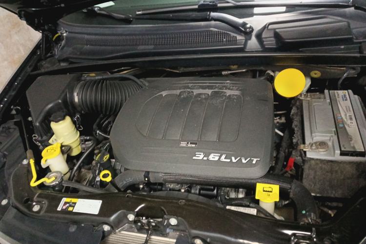 Used Chrysler Grand Voyager 2014 3.6L Comfort Edition Engine Bay