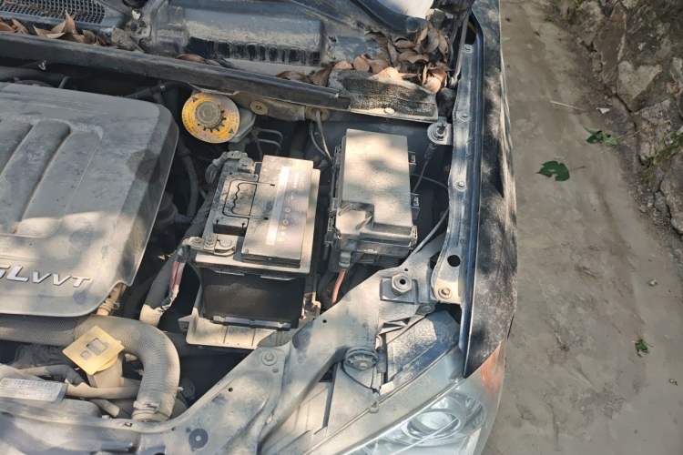 Used Chrysler Grand Voyager 2014 3.6L Comfort Edition Engine Bay Left