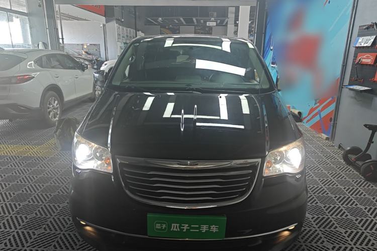 Used Chrysler Grand Voyager 2014 3.6L Comfort Edition Front