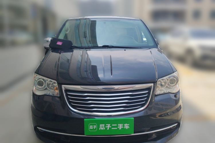 Used Chrysler Grand Voyager 2014 3.6L Comfort Edition Front