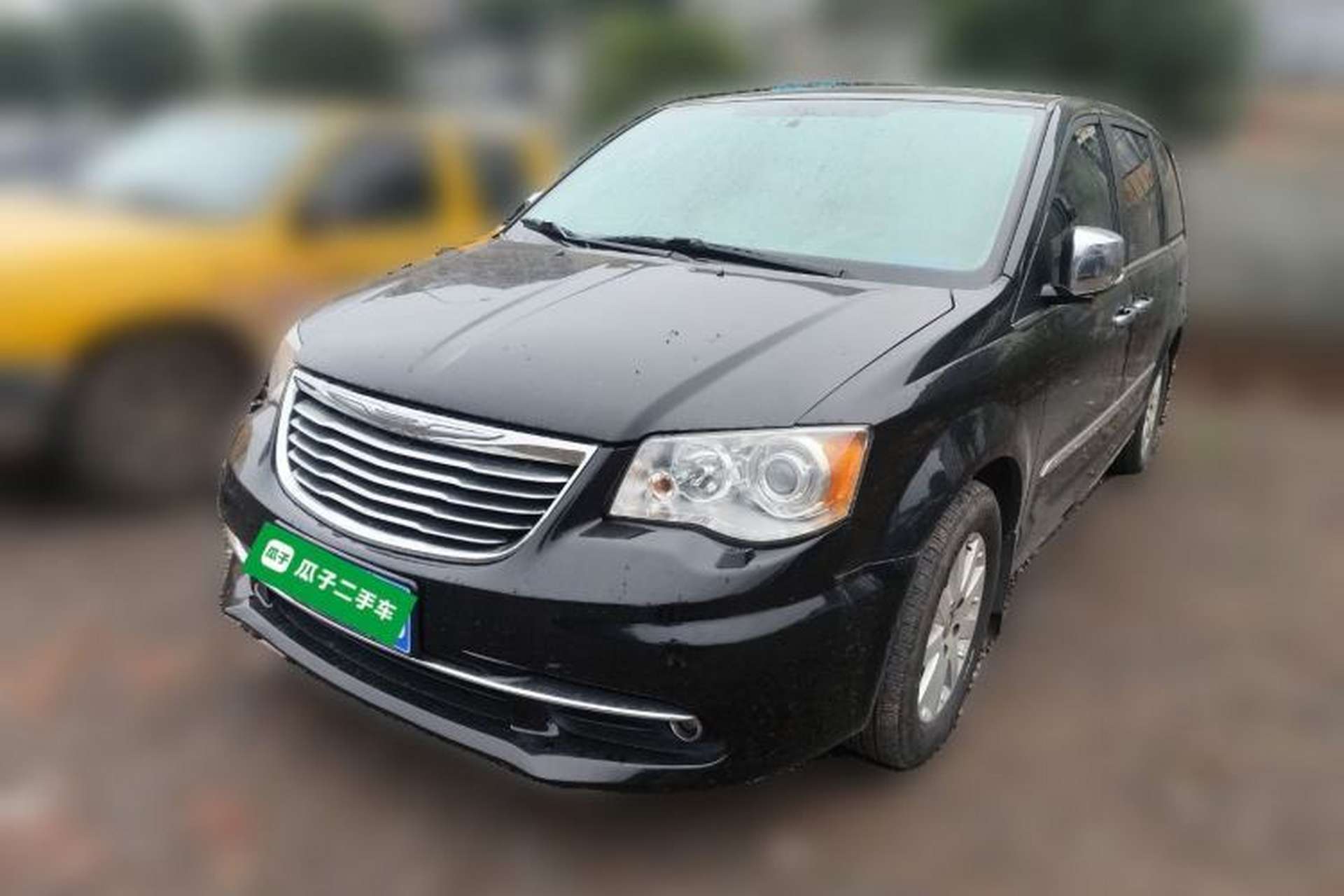 Used Chrysler Grand Voyager 2014 3.6L Comfort Edition Front Left 45 Deg
