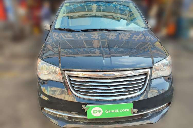 Used Chrysler Grand Voyager 2014 3.6L Comfort Edition Front