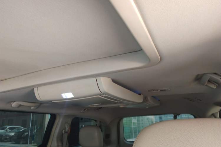 Used Chrysler Grand Voyager 2014 3.6L Comfort Edition Headliner