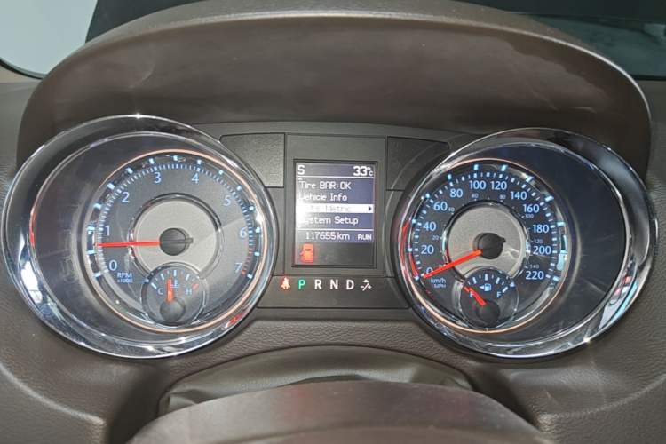 Used Chrysler Grand Voyager 2014 3.6L Comfort Edition Instrument Cluster