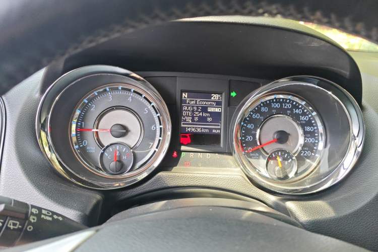 Used Chrysler Grand Voyager 2014 3.6L Comfort Edition Instrument Cluster