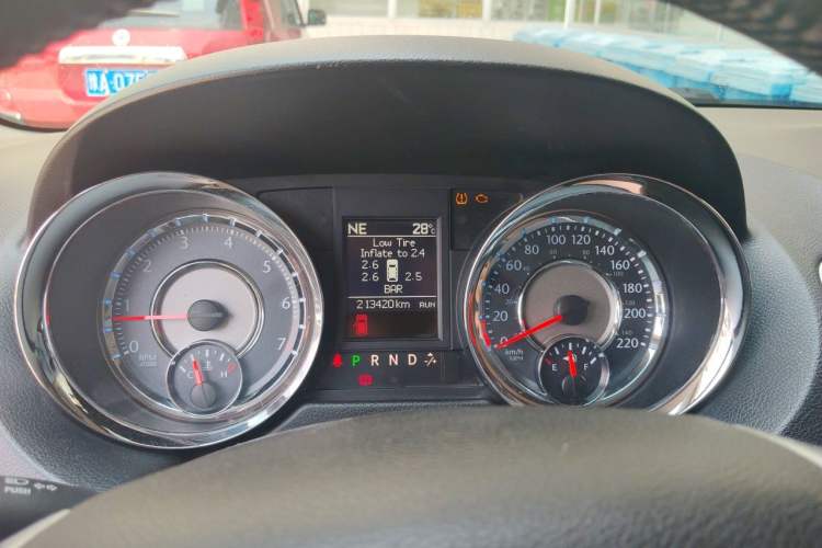 Used Chrysler Grand Voyager 2014 3.6L Comfort Edition Instrument Cluster
