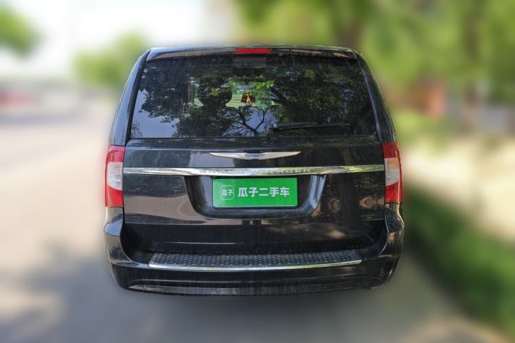 Used Chrysler Grand Voyager 2014 3.6L Comfort Edition Rear
