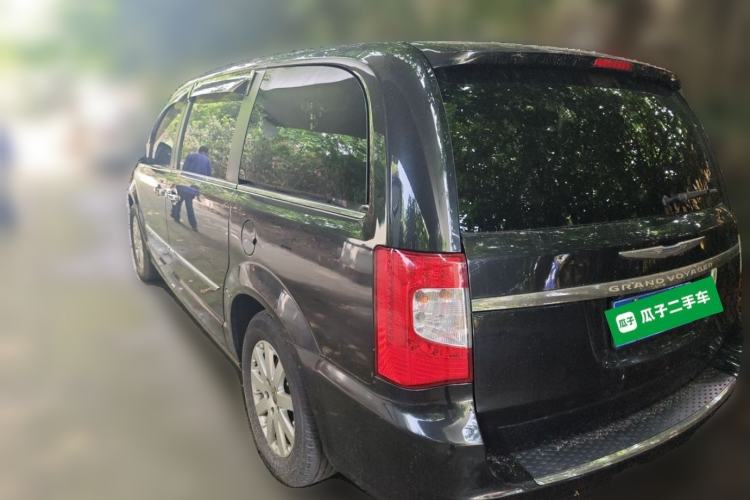 Used Chrysler Grand Voyager 2014 3.6L Comfort Edition Rear Left 45 Deg