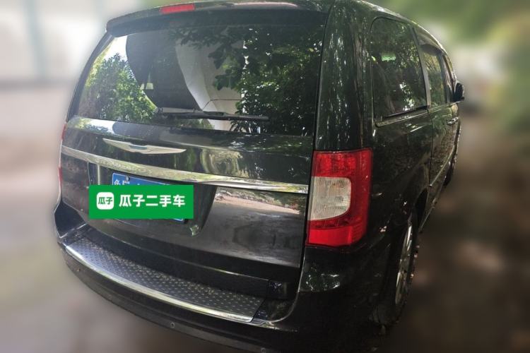 Used Chrysler Grand Voyager 2014 3.6L Comfort Edition Rear Right 45 Deg