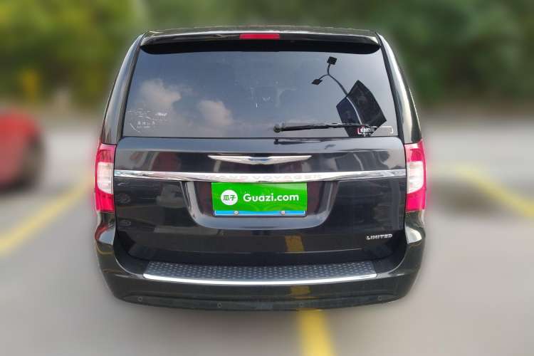 Used Chrysler Grand Voyager 2014 3.6L Comfort Edition Rear