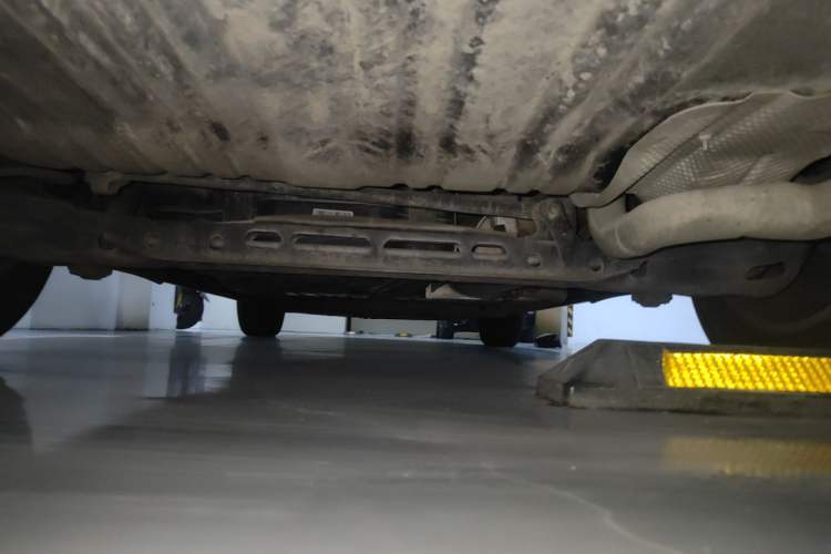 Used Chrysler Grand Voyager 2014 3.6L Comfort Edition Chassis Rear