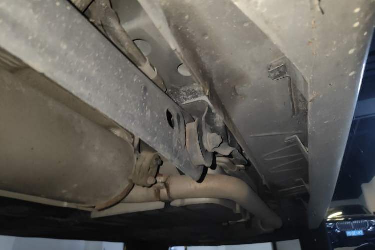 Used Chrysler Grand Voyager 2014 3.6L Comfort Edition Chassis Rear Right