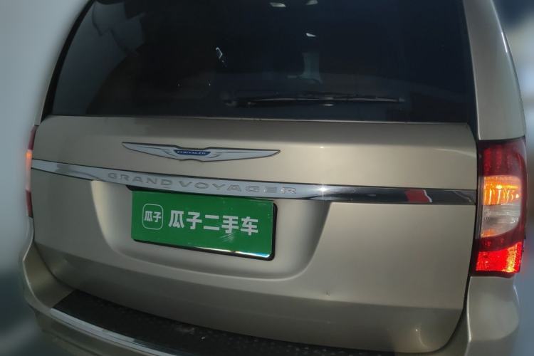 Used Chrysler Grand Voyager 2014 3.6L Comfort Edition Rear