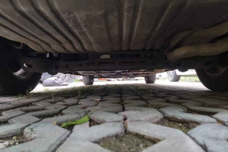Used Chrysler Grand Voyager 2014 3.6L Comfort Edition Chassis Rear