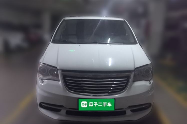 Used Chrysler Grand Voyager 2014 3.6L Comfort Edition Front