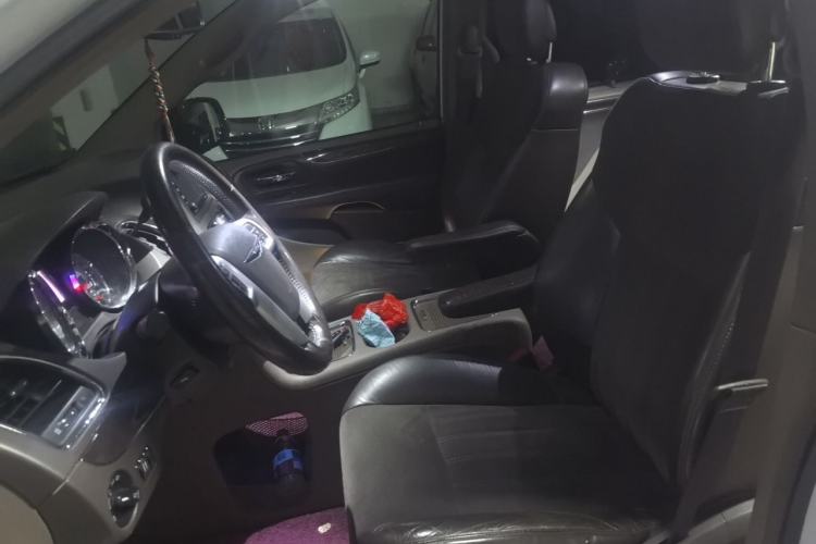 Used Chrysler Grand Voyager 2014 3.6L Comfort Edition Left Front Seat