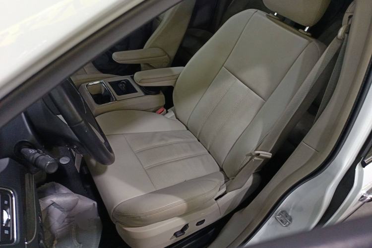 Used Chrysler Grand Voyager 2014 3.6L Comfort Edition Left Front Seat