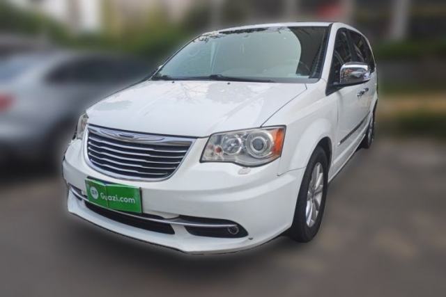 Używany Chrysler Grand Voyager 2014 3.6L Comfort Edition