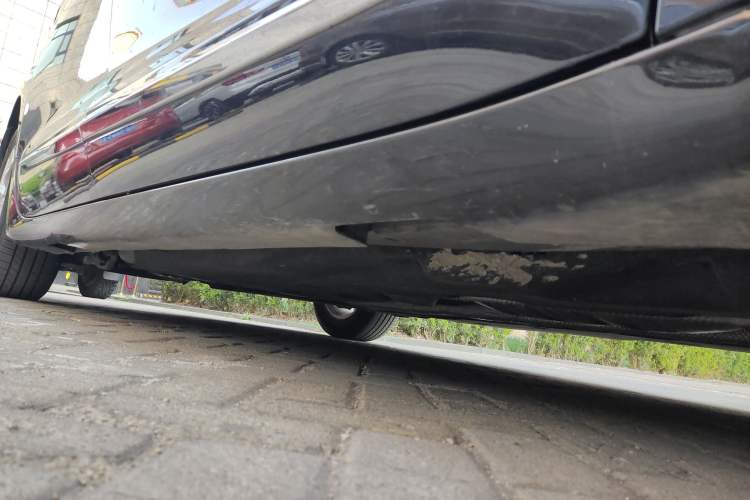 Used Chrysler Grand Voyager 2017 3.6L Premium Edition Chassis Front Right