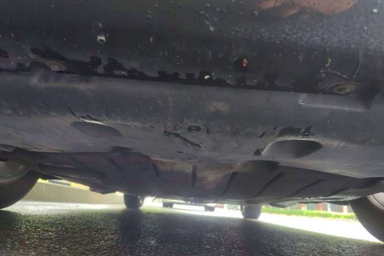 Used Chrysler Grand Voyager 2017 3.6L Premium Edition Chassis Front