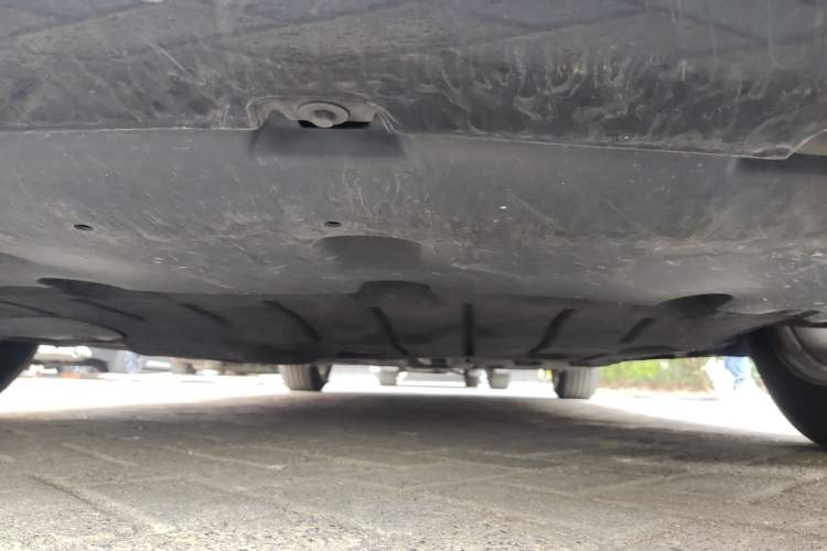 Used Chrysler Grand Voyager 2017 3.6L Premium Edition Chassis Front