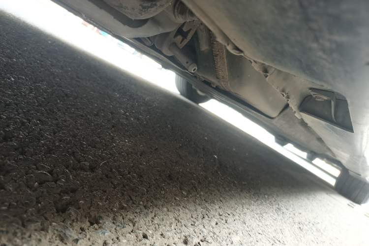 Used Chrysler Grand Voyager 2017 3.6L Premium Edition Chassis Rear Right