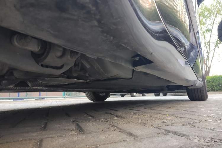 Used Chrysler Grand Voyager 2017 3.6L Premium Edition Chassis Rear Right