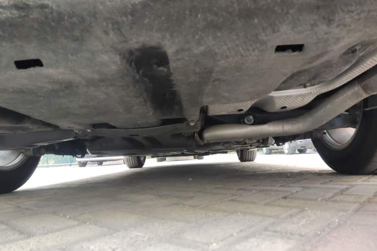 Used Chrysler Grand Voyager 2017 3.6L Premium Edition Chassis Rear