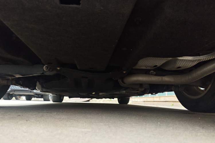 Used Chrysler Grand Voyager 2017 3.6L Premium Edition Chassis Rear