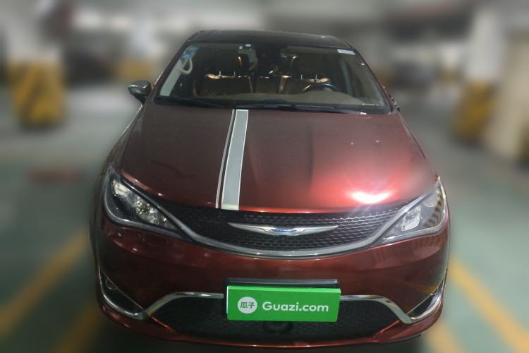 Used Chrysler Grand Voyager 2017 3.6L Premium Edition Front