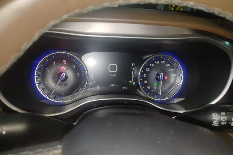Used Chrysler Grand Voyager 2017 3.6L Premium Edition Instrument Cluster