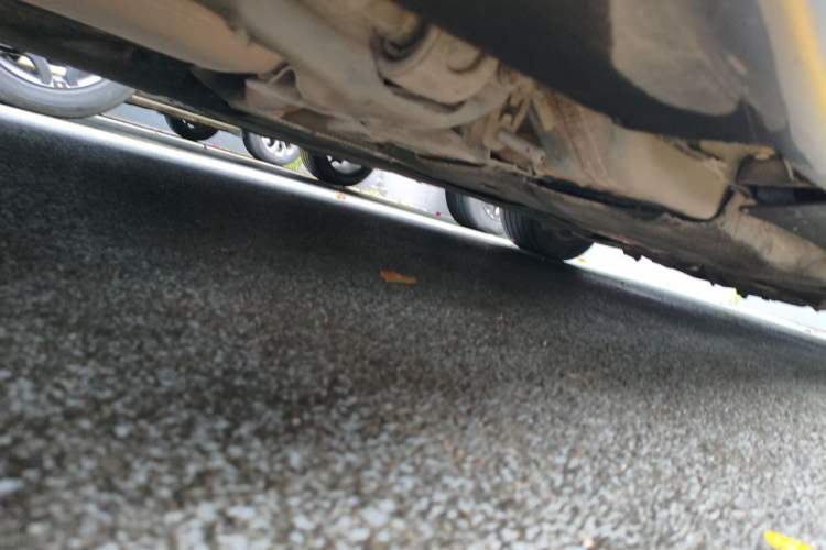 Used Chrysler Grand Voyager 2017 3.6L Premium Edition Chassis Rear Right