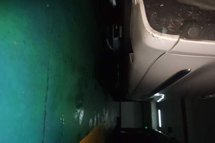 Used Chrysler Grand Voyager 2017 3.6L Premium Edition Chassis Front Left
