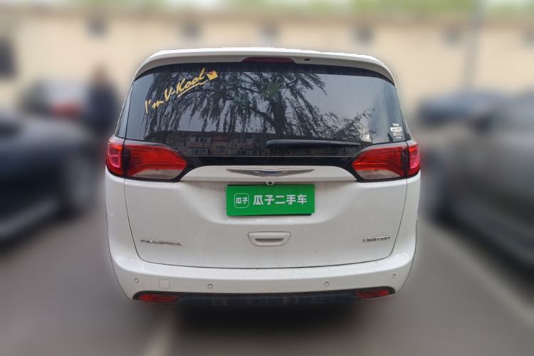 Used Chrysler Grand Voyager 2017 3.6L Premium Edition Rear